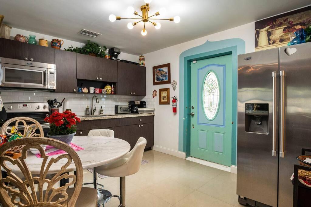 Tropical Pool Luxury Home Best Location Beaches Restaurant Hard Rock Fun Hallandale Beach Extérieur photo